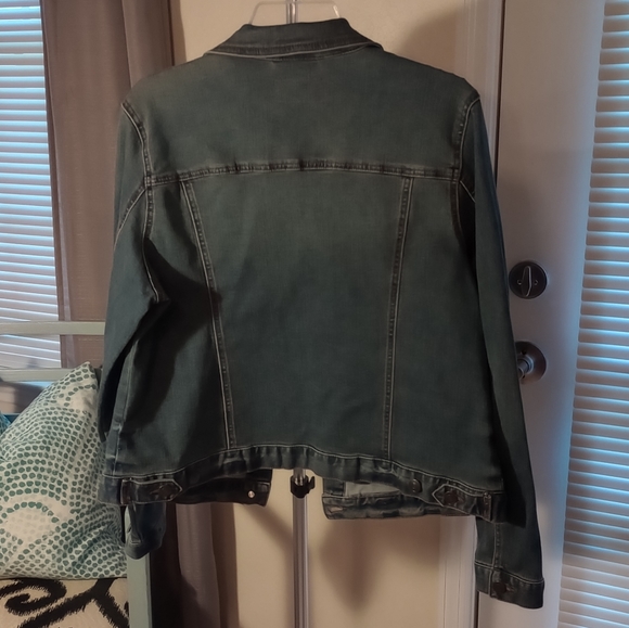 Denim jacket - Picture 2 of 4